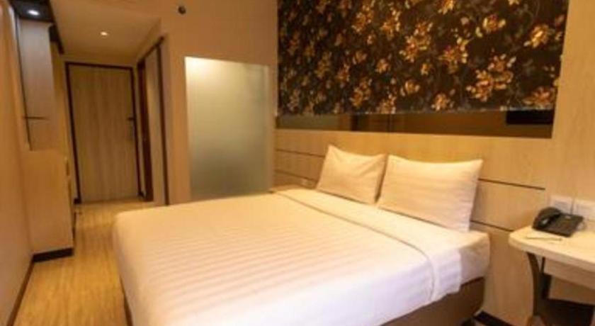 Mine Home Hotel By Sovia Bandung Dış mekan fotoğraf