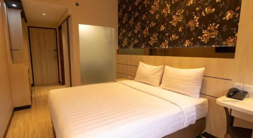 Mine Home Hotel By Sovia Bandung Dış mekan fotoğraf